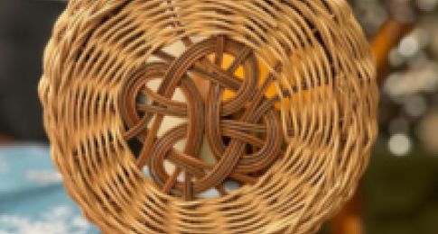 Lucky Weavers: Cloverleaf Basket Weaving